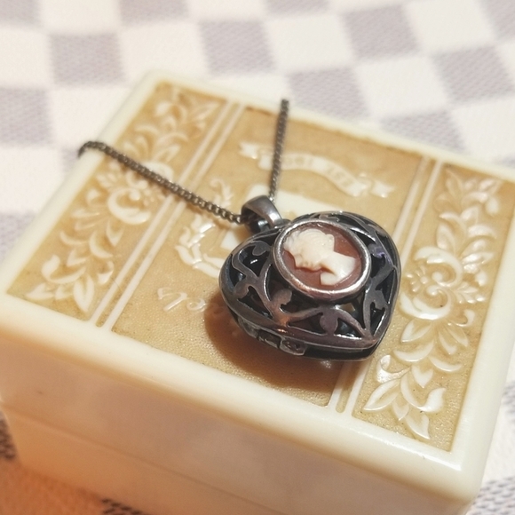 HOLD FOR NANCY Cameo Locket Sterling Necklace - Picture 5 of 6